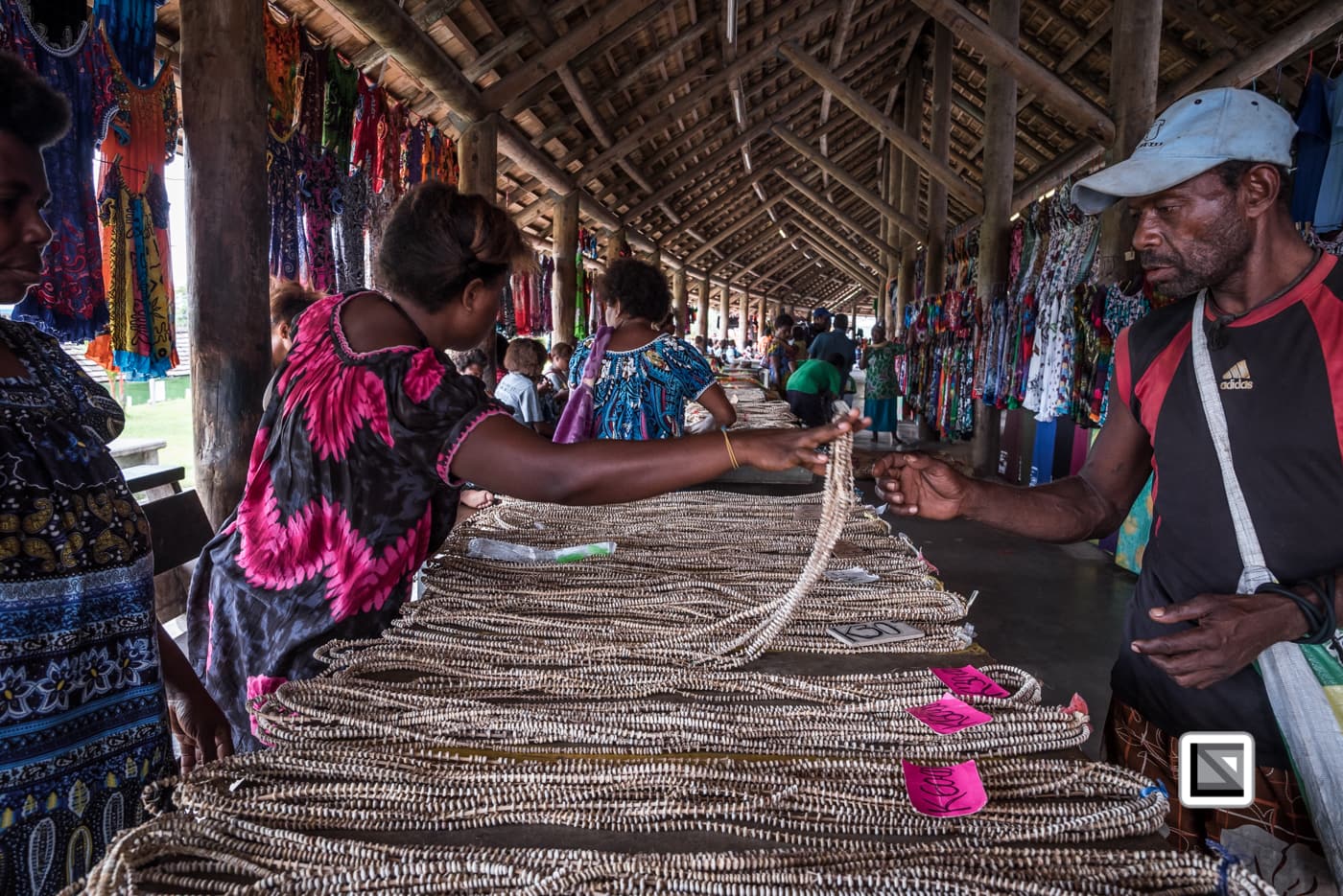 PNG-East_New_Britain-Tabu-Shell_Money-365